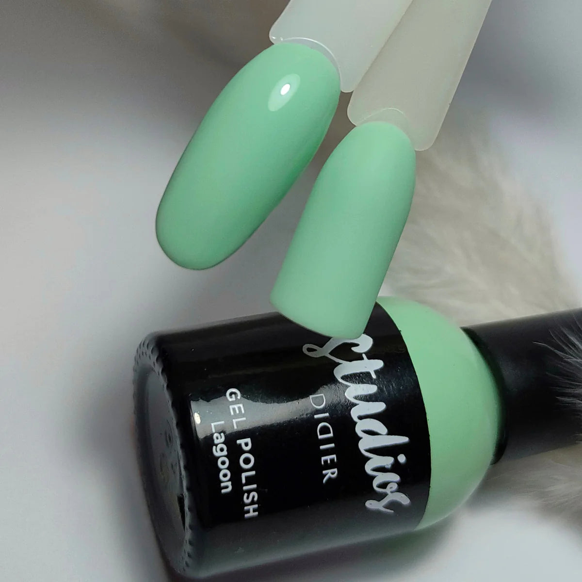 Gel polish Studios, Lagoon, 8ml - LABORATOIRES DIDIER