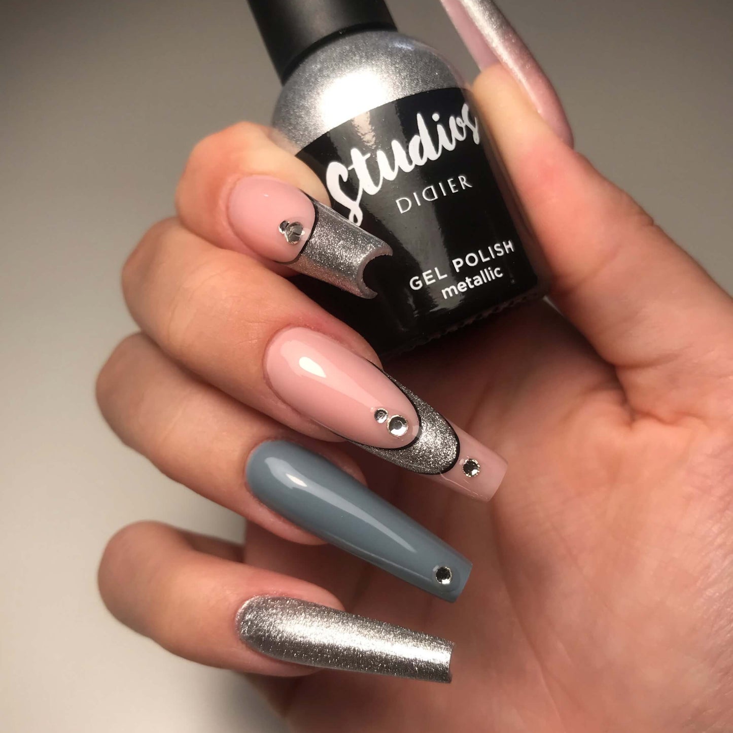 Gel polish Studios, Metallic, TPO free, 8ml