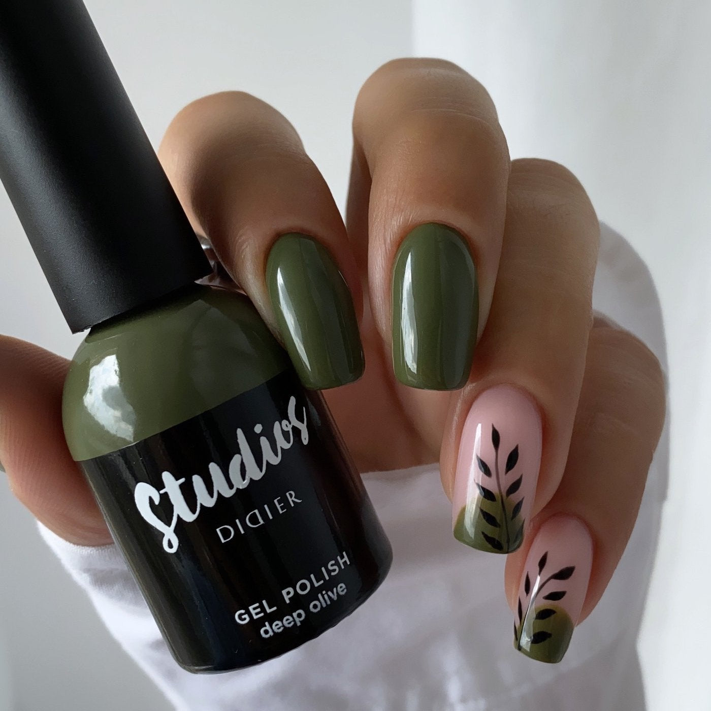 Gel Polish Studios Didier Lab, Deep Olive, TPO free, 8 ml