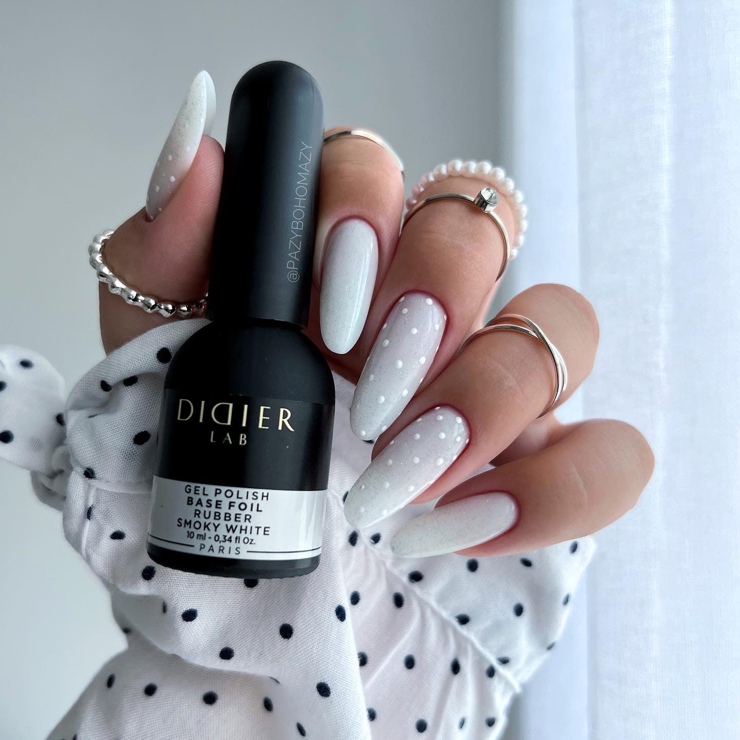 Gel Polish Rubber Base Foil, Smoky White 10 ml