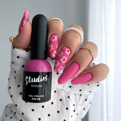Gel polish Studios, Bite Me, 8ml