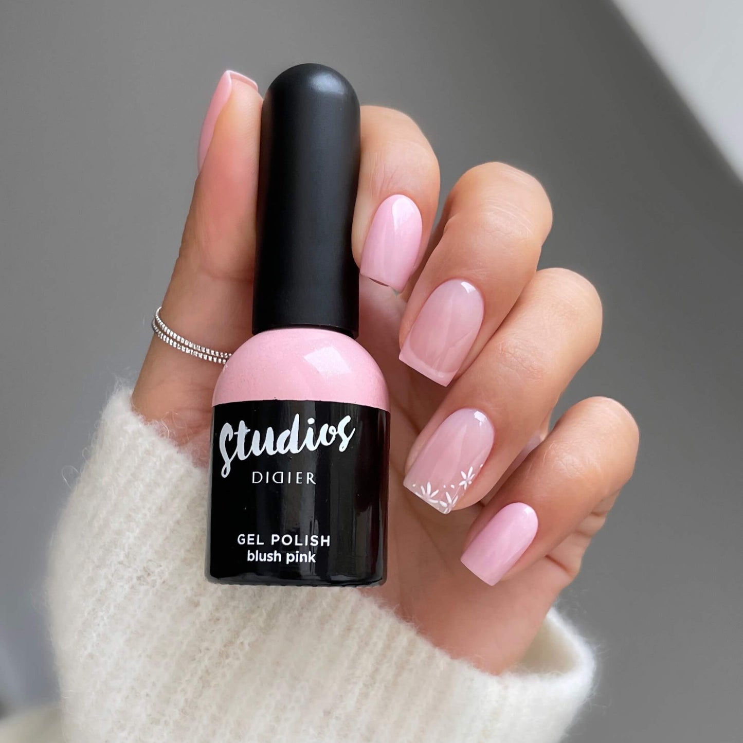 Gel polish Studios, Blush Pink, TPO free, 8ml