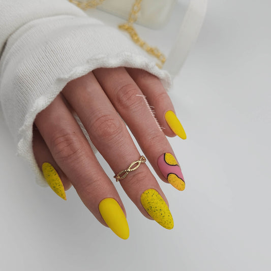 Gel Polish Macarons, Didier Lab, Lemon Ice Cream