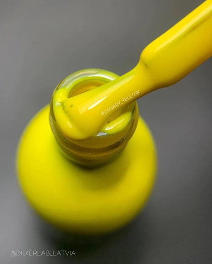 Gel polish Studios, Canary Yellow, 8ml - LABORATOIRES DIDIER