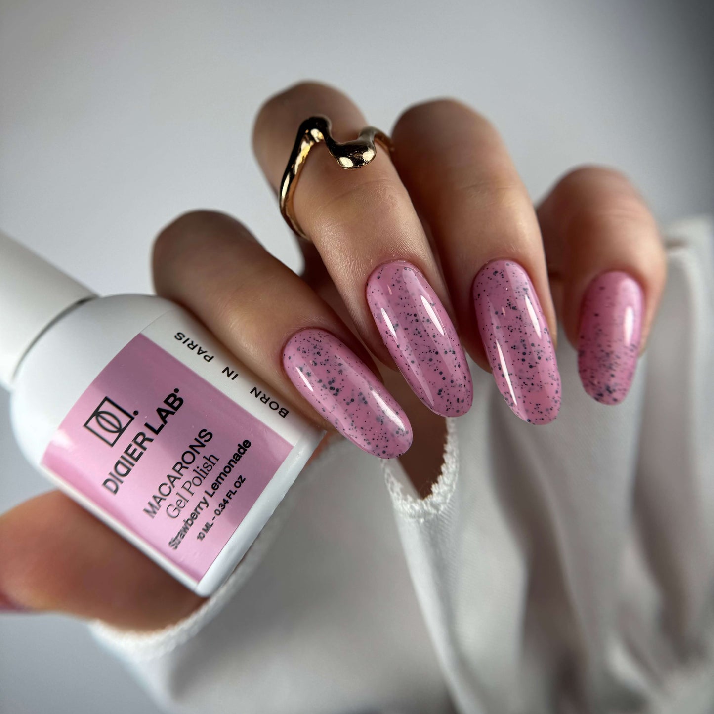 Macarons Gel Polish Didier Lab 'Strawberry Lemonade'