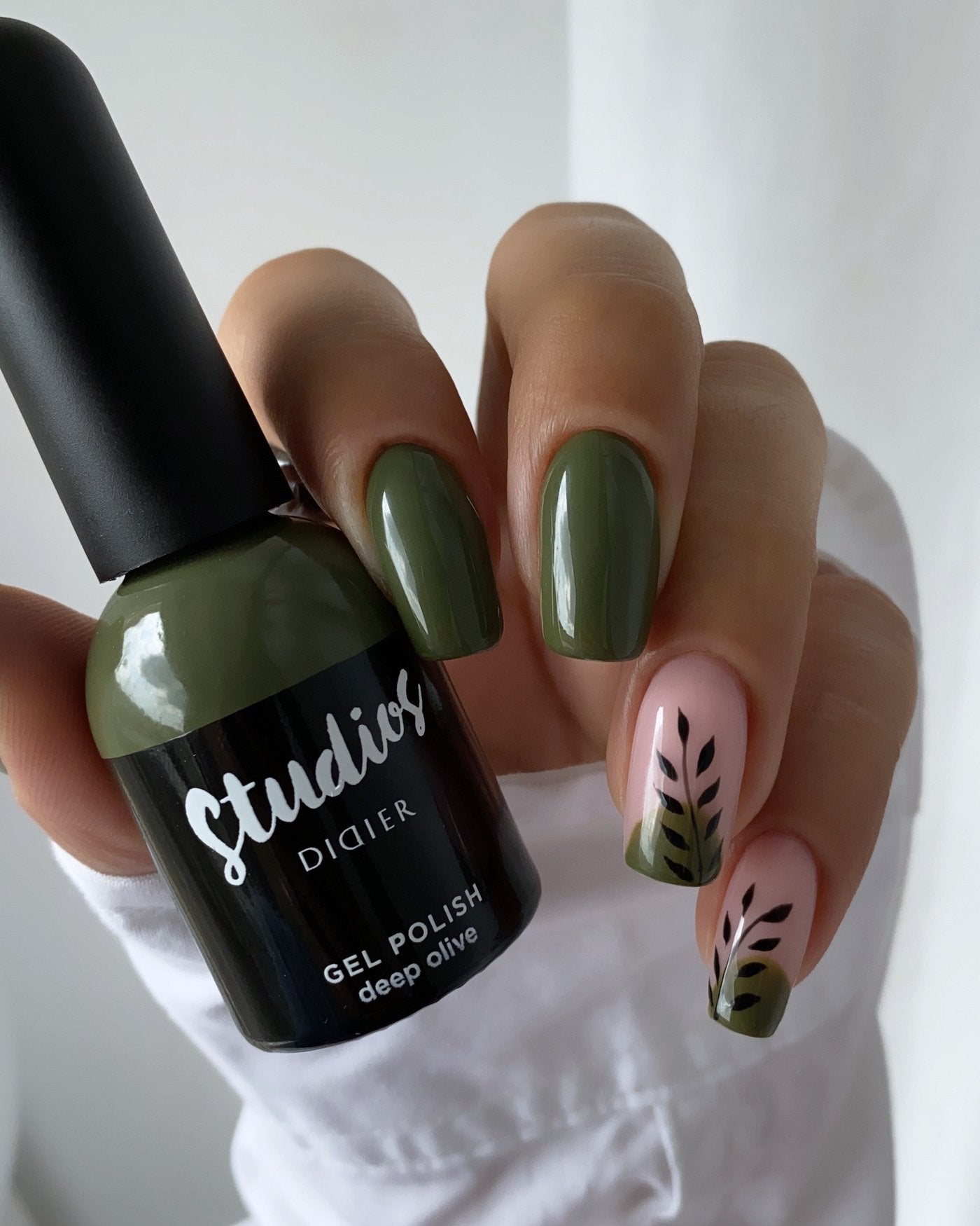 Gel Polish Studios Didier Lab, Deep Olive, 8 ml